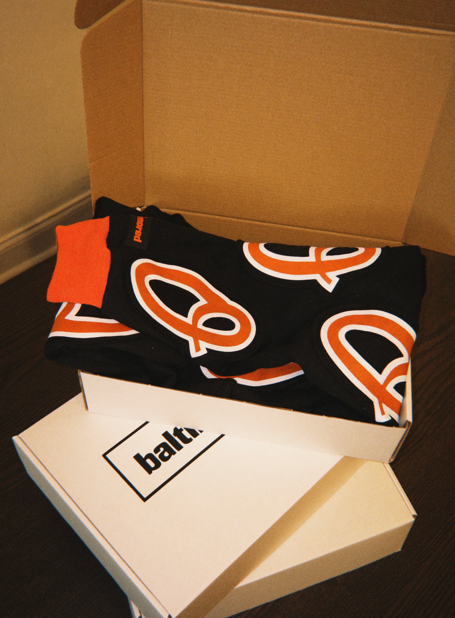O's Cropped Hoodie